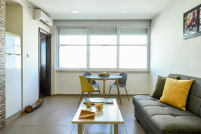 Simple Living in Netanya Center with Shelter by Sea N' Rent